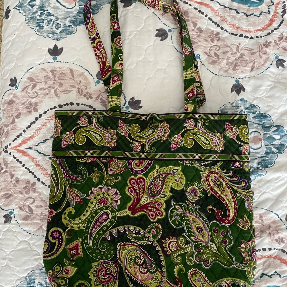 Vera Bradley Tote in Chelsea Green-retired